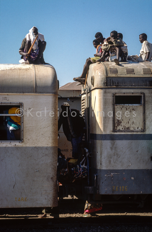 Afrique;Chemin de fer;Djibouti;Gare;Gares;Gens;Kaleidos;Kaleidos images;Personnes;Tarek Charara;Train;Trains