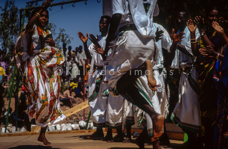 Africa;Culture;Dance;Djibouti;Issa;Issa tribe;Issas;Kaleidos;Kaleidos images;People;Tarek Charara;Traditions;Traditional