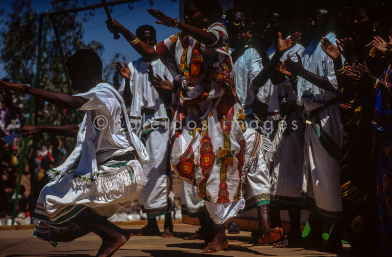 Afrique;Clan des Issas;Culture;Danse;Djibouti;Gens;Issa;Issas;Kaleidos;Kaleidos images;Tarek Charara;Traditionnel;Traditions