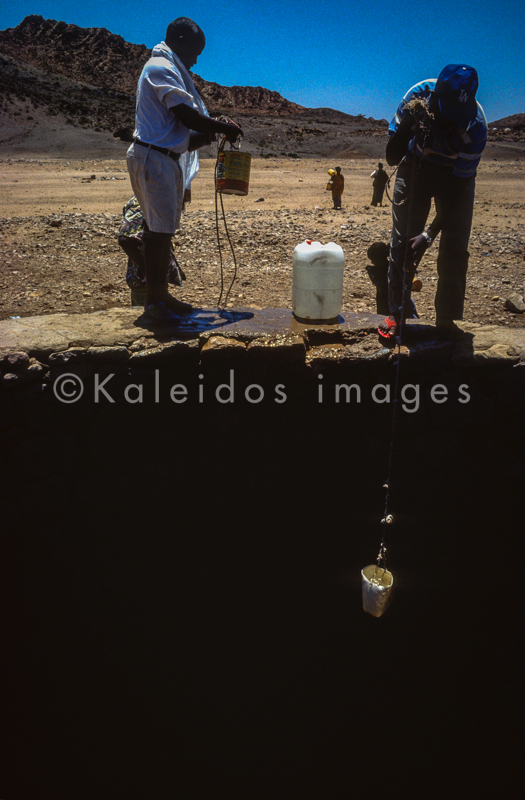 Afrique;Djibouti;Eau;Enfants;Gens;Kaleidos;Kaleidos images;Puits;Tarek Charara