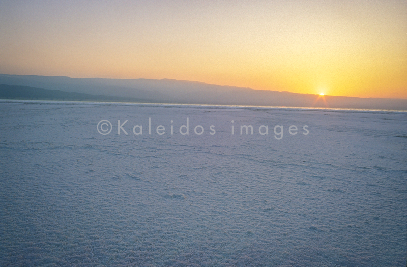 Africa;Afrique;Crépuscule;Dawn;Djibouti;Kaleidos;Kaleidos images;Lac Assal;Lake;Lake Assal;Lakes;Landscapes;Lever de soleil;Lever du soleil;Paysages;Salt;Sel;Sun rise;Sunrise;Tarek Charara