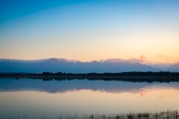 Albères;Coucher-de-soleil;Coucher-du-soleil;France;Kaleidos;Kaleidos-images;La-parole-à-limage;Lac-de-Villeneuve-de-la-Raho;Lac-de-la-Raho;Lacs;Massif-des-Albères;Paysages;Purénées;Pyrénées-Orientales;Tarek-Charara