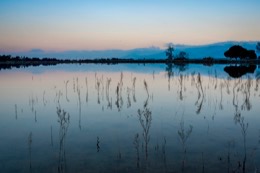 Albères;Coucher-de-soleil;Coucher-du-soleil;France;Kaleidos;Kaleidos-images;La-parole-à-limage;Lac-de-Villeneuve-de-la-Raho;Lac-de-la-Raho;Lacs;Massif-des-Albères;Paysages;Purénées;Pyrénées-Orientales;Tarek-Charara