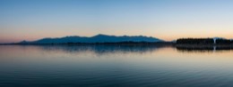 Albères;Coucher-de-soleil;Coucher-du-soleil;France;Kaleidos;Kaleidos-images;La-parole-à-limage;Lac-de-Villeneuve-de-la-Raho;Lac-de-la-Raho;Lacs;Massif-des-Albères;Panoramas;Panoramiques;Paysages;Pyrénées;Pyrénées-Orientales;Tarek-Charara;Villeneuve-de-la-Raho