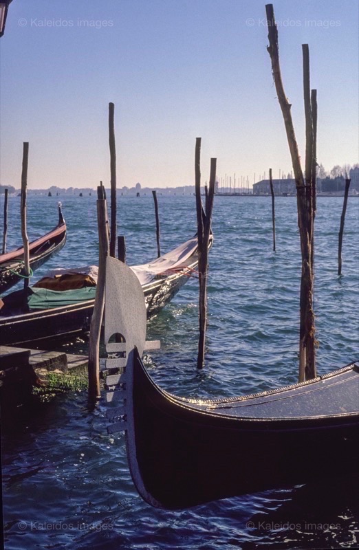 Barques;Bateaux;Désirée Sadek;Gondoles;Italie;Kaleidos images;La parole à l'image;Venise