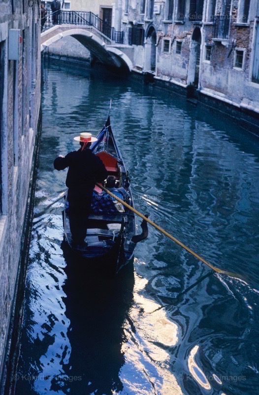 Barques;Bateaux;Désirée Sadek;Gondoles;Italie;Kaleidos images;La parole à l'image;Venise