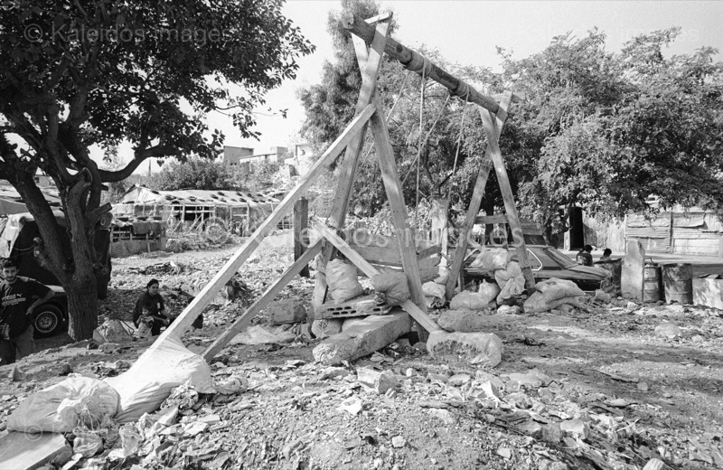 Kaleidos images;Palestinian Refugees;Palestinians;Playgrounds;Refugee camps;Seesaws;Shanty Towns;Shatila;Tarek Charara;UNRWA