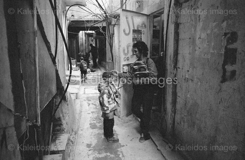 Alleys;Camps de refugiés;Chatila;Kaleidos images;Mona Al Hindawi;Mona Hindawi;Nidal Al Hindawi;Nidal Hindawi;Palestinian Refugees;Palestinians;Palestiniens;Refugee camps;Ruelles;Réfugiés palestiniens;Shatila;Tarek Charara;UNRWA