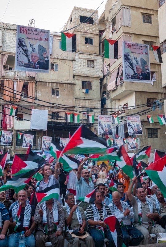 Flags;Kaleidos images;La parole à l'image;Palestinian Refugees;Palestinians;Refugee camps;Shatila;Tarek Charara;UNRWA