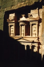 Tarek-Charara;Kaleidos-images;La-parole-Ã -limage;UNESCO;World-Heritage;Graves;Tombs;History;Nabateans;Petra;Jordan;Sunrise;Khazneh;Al-Khazneh
