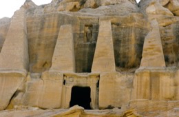 Tarek-Charara;Kaleidos-images;La-parole-à-limage;UNESCO;World-Heritage;Graves;Tombs;History;Nabateans;Petra;Jordan