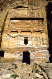 Tarek-Charara;La-parole-à-limage;Kaleidos-images;UNESCO;World-Heritage;Graves;Tombs;History;Nabateans;Petra;Silk-tomb;Royal-tombs