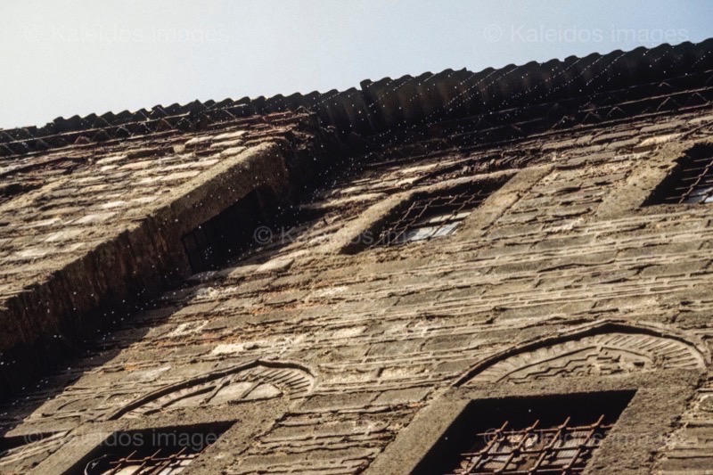 Architecture;Buildings;Constantinople;La parole à l'image;Houses;Philippe Guéry;Rain;Windows