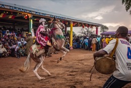 Africa;Benin;Drums;Gaani;Horseman;Horsemen;Horses;Kaleidos;Kaleidos-images;La-parole-à-limage;Rachid-Fousséni;Rachidou-Fousséni;Riders;Tam-Tam;Tarek-Charara;Dongola