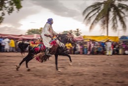 Afrique;Bénin;Cavaliers;Cheval;Chevaux;Gaani;Gotesani-Bokari;Kaleidos;Kaleidos-images;La-parole-à-limage;Tarek-Charara;Galop