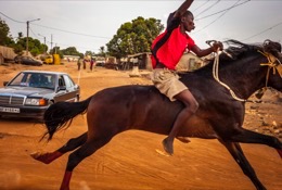 Africa;Automobiles;Benin;Cars;Gallop;Horses;Kaleidos;Kaleidos-images;La-parole-à-limage;Riders;Tarek-Charara;Dongola