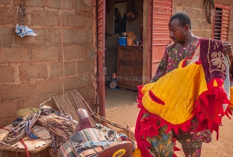 Africa;Benin;Kaleidos;Kaleidos images;La parole à l'image;Man;Men;Moussa Atta;Tarek Charara;Pehonko