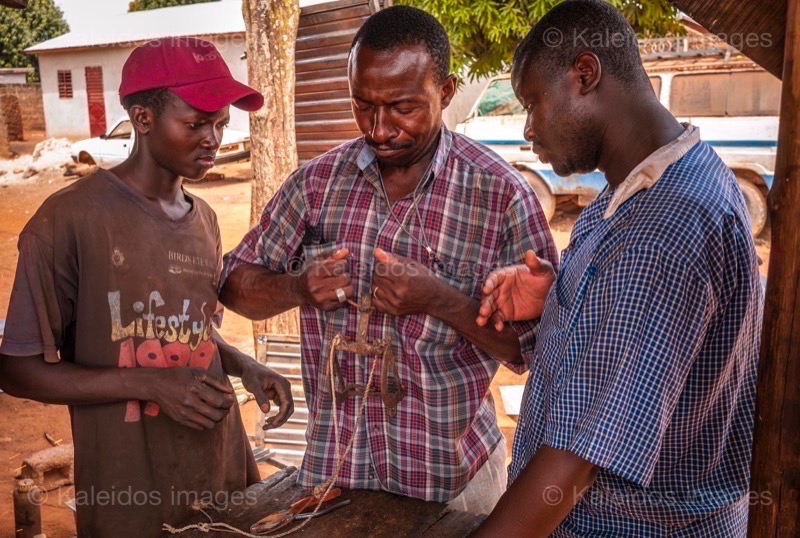 Africa;Benin;Kaleidos;Kaleidos images;La parole à l'image;Man;Men;Moussa Atta;Tarek Charara