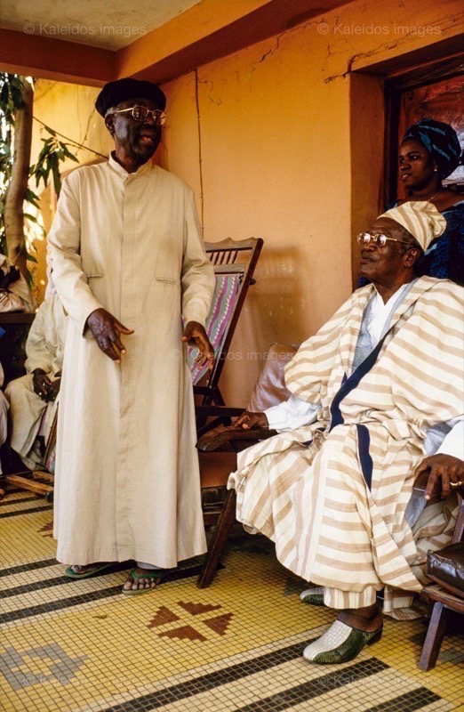 Africa;Afrique;Baatonbou;Baatonou;Bariba;Benin;Bénin;El Hadji Immoro Al Assane;Hommes;Kaleidos;Kaleidos images;Kings;La parole à l'image;Man;Men;Père Chambiéni;Rois;Tarek Charara