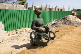 African-heritage;Benin;Commemoration;Construction;Construction-site;Cultural-heritage;Deportation;Door-of-No-Return;History;Kaleidos;Kaleidos-images;La-parole-à-limage;Memory;Monument;Ouidah;Ouidah-92;Reconstruction;Sculpture;Slave-route;Slave-trade;Tarek-Charara;Transformation;West-Africa