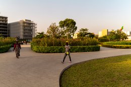 Bénin;-Boulevard-de-la-Marina;-Cotonou;-Drapeau;-Jardin-de-lAmazone;-Kaleidos;-Kaleidos-images;-La-parole-à-limage;-Palais-présidentiel;-Stories-Pictures;-Tarek-Charara