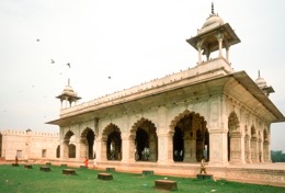 Architecture;Architecture-indo-islamique;Architecture-islamique;Delhi;Fort-rouge;Inde;Kaleidos;Kaleidos-images;La-parole-à-limage;Lal-Qilah;Architecture-Mughal;New-Delhi;Palais-fort-de-Shahjahanabad;Patrimoine-Mondial;Patrimoine-de-lHumanité;Tarek-Charara;UNESCO;Ustad-Ahmad-Lahori
