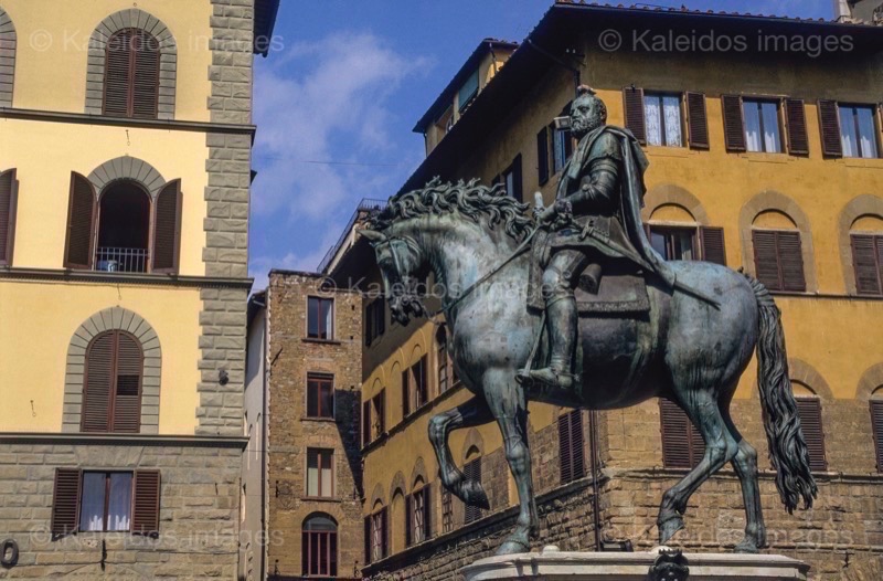 Cheval;Chevaux;Florence;Giambologna;Giovanni Bologna;Horses;Italie;Italy;Jean Bologne;Kaleidos;Kaleidos images;La parole à l'image;Patrimoine Mondial;Patrimoine de l'Humanité;Philippe Guery;Piazza della Signoria;Sculptures;Toscane;Tuscany;UNESCO;World Heritage