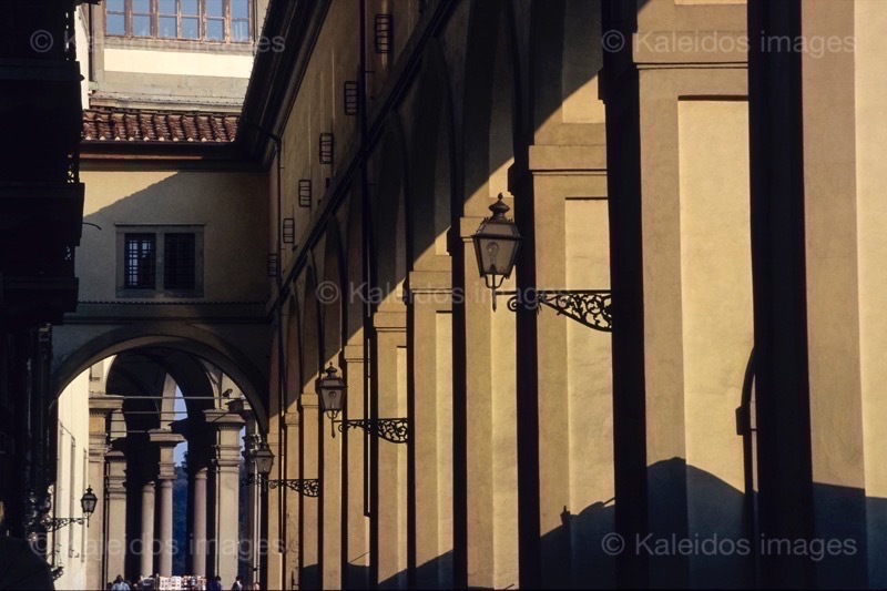 Architecture;Florence;Giorgio Vasari;Italie;Italy;Kaleidos;Kaleidos images;La parole à l'image;Philippe Guery;Ponte Vecchio;Toscane;Tuscany