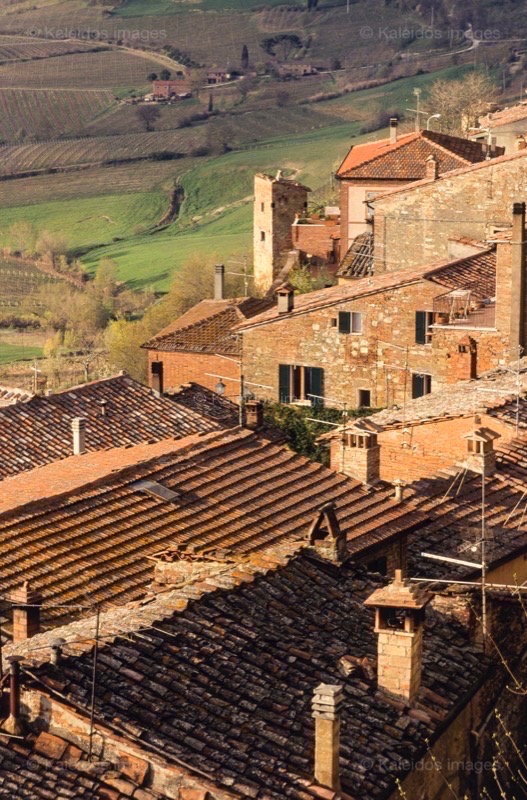Italie;Italy;Kaleidos;Kaleidos images;La parole à l'image;Landscapes;Montepulciano;Paysages;Philippe Guery;Roofs;Toits;Toscane;Tuscany