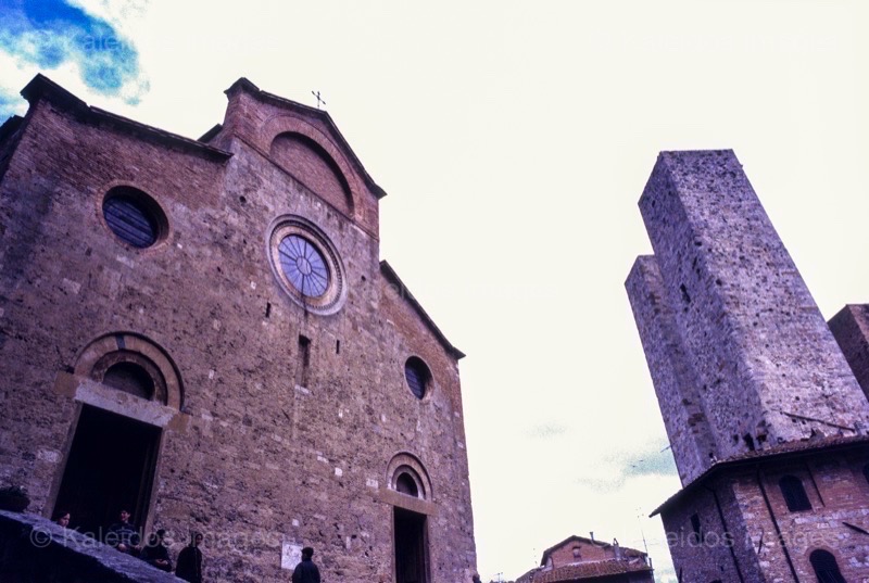 Architecture;Architecture romane;Catholicism;Catholicisme;Churches;Collegiata di Santa Maria Assunta;Italie;Italy;Kaleidos;Kaleidos images;La parole à l'image;Philippe Guery;Romanesque Architecture;Églises
