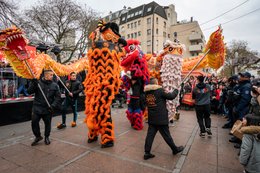 19th-arrondissement;-Belleville;-Chinese-culture;-Chinese-dragon;-Chinese-New-Year;-Dancers;-Dragon;-Dragon-dance;-Evil-spirits;-France;-Good-luck-charm;-Kaleidos;-Kaleidos-images;-La-parole-à-limage;-Lion-dance;-Lions;-Lunar-New-Year;-Orange-lion;-Parade;-Paris;-Red-lion;-Rue-de-Belleville;-Spectators;-Square;-Stories-Pictures;-Tarek-Charara;-Traditional-costumes;-Traditional-festival;-Water-Rabbit;-White-lion;-Year-of-the-Rabbit