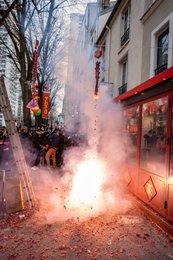 13th-arrondissement;-Chinatown;-Chinese-culture;-Chinese-New-Year;-Demons;-Explosion;-Firecrackers;-Flash;-France;-Happiness;-Kaleidos;-Kaleidos-images;-La-parole-à-limage;-Ladder;-Lanterns;-Lunar-New-Year;-New-Year-firecrackers;-Paris;-Peace;-Red-fragments;-Red-paper;-Smoke;-Spectators;-Stories-Pictures;-String-of-firecrackers;-Tarek-Charara;-Tradition;-Traditional-festival;-Tree;-Water-Rabbit;-Year-of-the-Rabbit