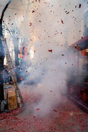 13th-arrondissement;-Chinatown;-Chinese-culture;-Chinese-New-Year;-Daylight;-Debris;-Demons;-Firecrackers;-France;-Happiness;-Kaleidos;-Kaleidos-images;-La-parole-à-limage;-Ladder;-Lanterns;-Lunar-New-Year;-New-Year-firecrackers;-Paris;-Peace;-Red-fragments;-Red-paper;-Smoke;-Stories-Pictures;-String-of-firecrackers;-Tarek-Charara;-Tradition;-Traditional-festival;-Tree;-Water-Rabbit;-Year-of-the-Rabbit